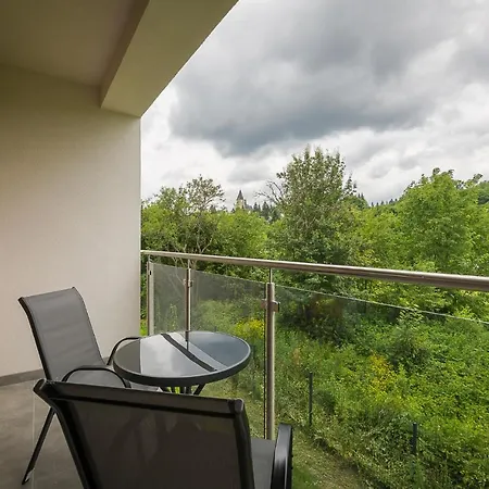 Apartament W Dolinie Sanu Nr 2 Lesko Exterior photo